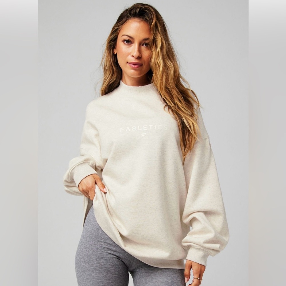 NWT Women’s Fabletics Cream Logo Relaxed Pullover